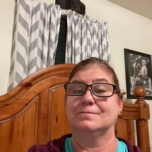 Meet your Posher, Cheri